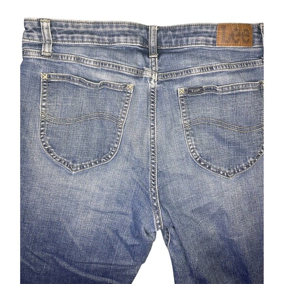 Lee Women’s Capri Jeans Size 14 Medium Blue Stretch Denim Cropped Pants - Picture 3 of 6